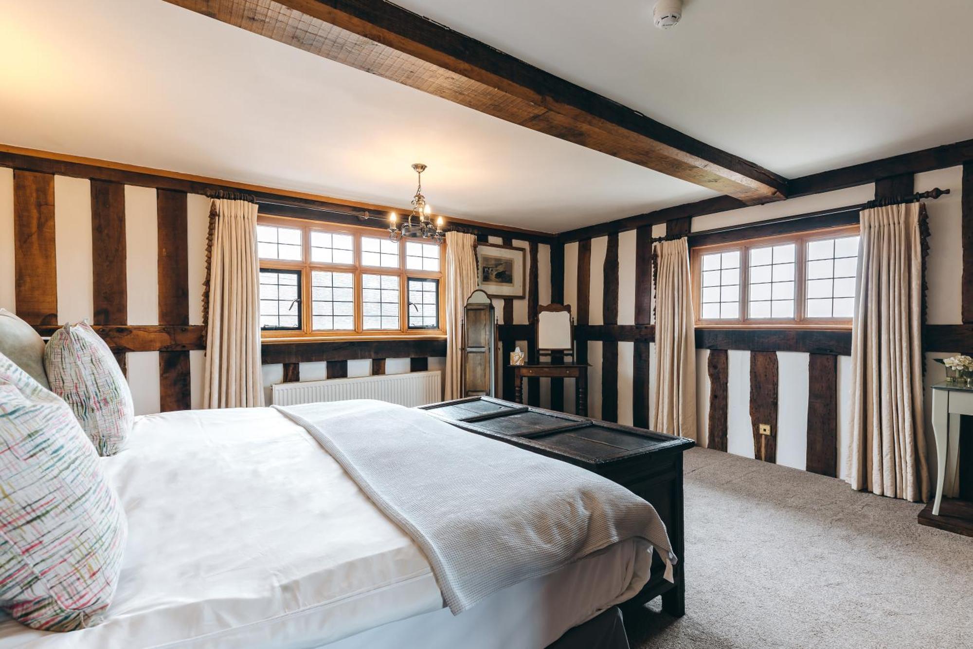 High Grosvenor House With Rose And Heath Cottages ブリッジノース エクステリア 写真